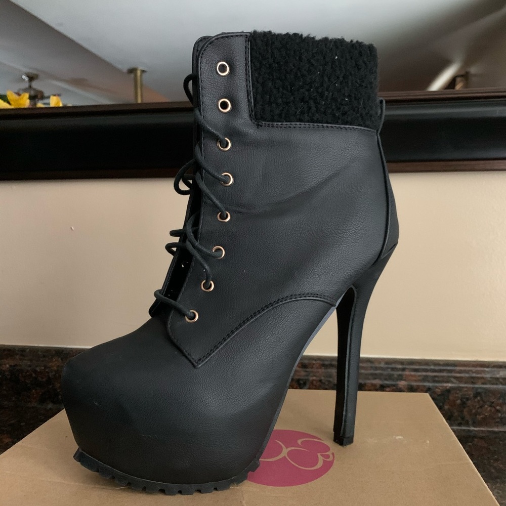 Black Heeled Boots